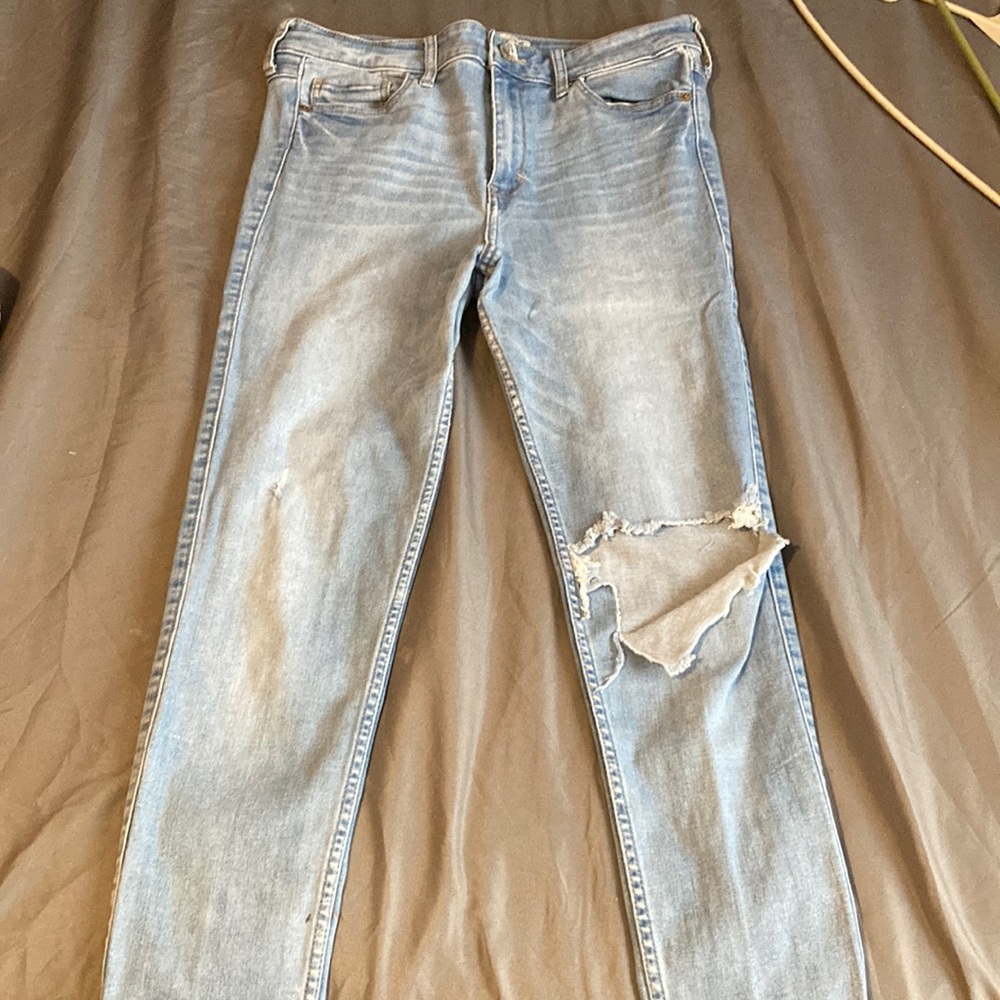 Abercrombie & Finch ripped jeans